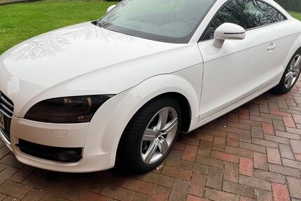 Audi TT 155.000 km 8.350 &euro; Uplengen 26670