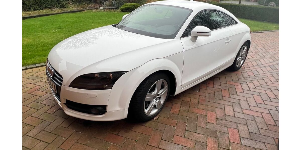 Audi TT 155.000 km 8.350 &euro; Uplengen 26670
