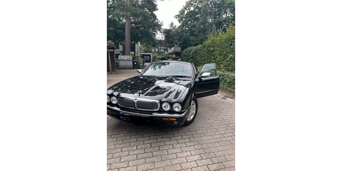 Jaguar XJ 102.700 km 20.800 &euro; Hamburg 22043