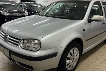 VW Golf 336.000 km 2.690 &euro; Schmelz 66839
