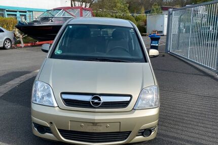 Opel Meriva 165.585 km 2.499 &euro; Hanau 63457