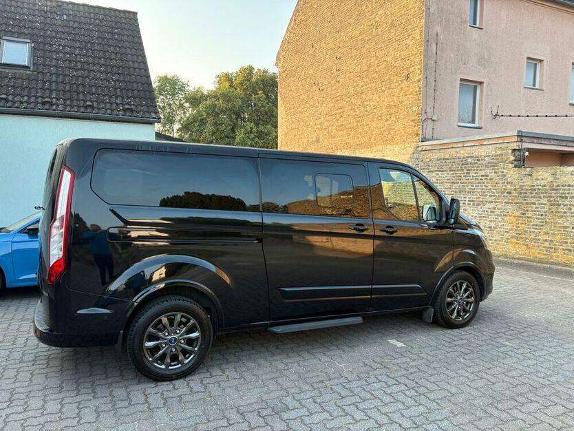 Tourneo Custom