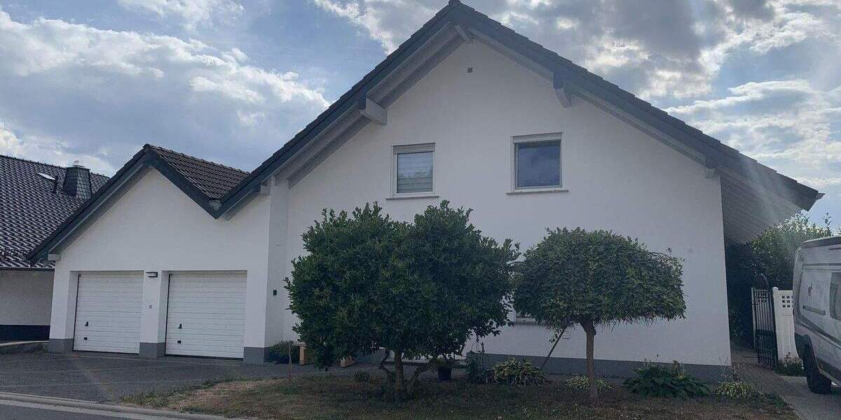Einfamilienhaus mit Doppelgarage 7 zimmer