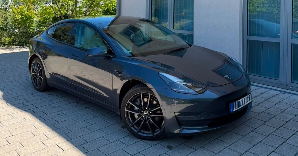 Tesla Model 3 60.030 km 24.990 &euro; Grünwald 82031
