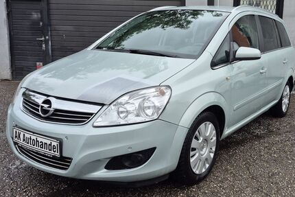 Opel Zafira 214.112 km 990 &euro; München 80809