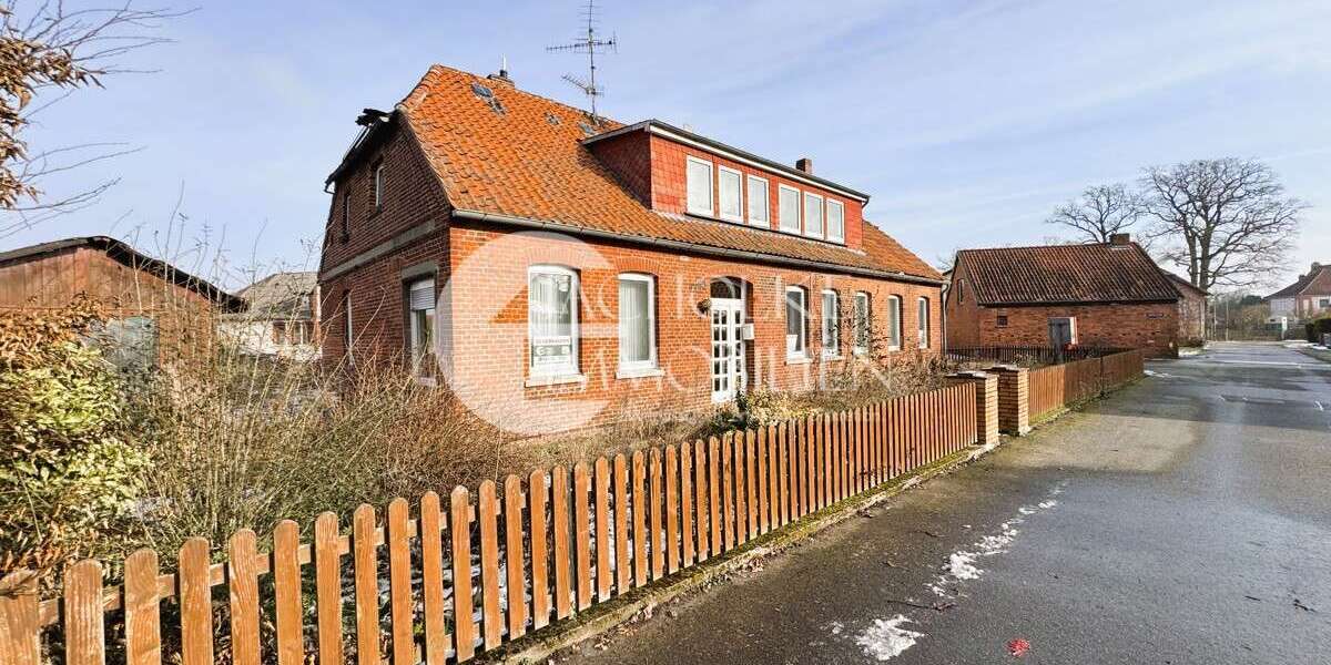 Einfamilienhaus Suhlendorf - 7 Zimmer, 180 m&sup2;, 89.000&euro; | Angebot:25055434