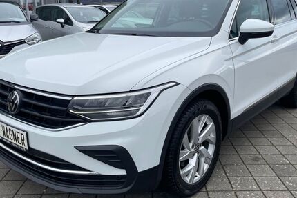 VW Tiguan 97.000 km 23.999 &euro; Endingen 79346