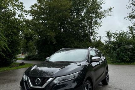 Nissan Qashqai 63.000 km 17.950 &euro; Traunreut 83301