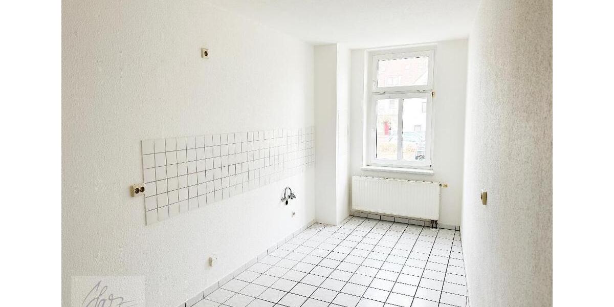 Etagenwohnung Riesa - 1 Zimmer, 45 m&sup2;, 280&euro; | Angebot:26400672