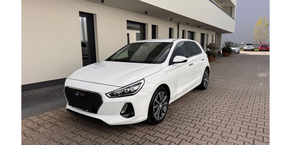 Hyundai i30 167.500 km 11.900 &euro; Worms 67547
