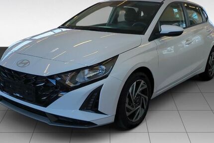 Hyundai i20 7.963 km 22.990 € Soest 59494