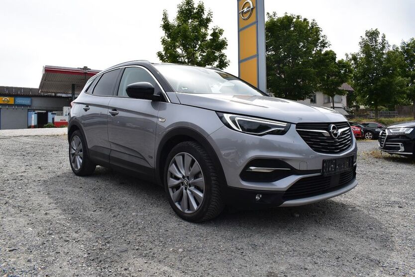 Opel Grandland (X) 70.000 km 22.990 € Schönberg 94513