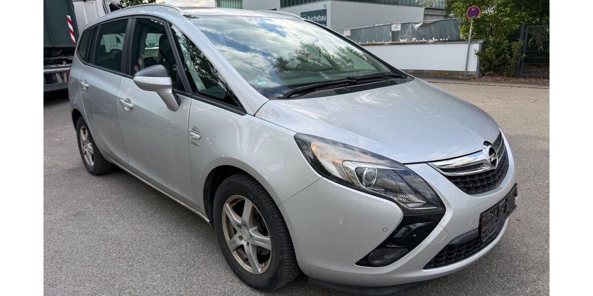 Opel Zafira 157.439 km 3.900 &euro; Emmering 82275