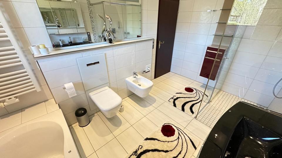 Einfamilienhaus Morbach - 7 Zimmer, 242 m&sup2;, 535.000&euro; | Angebot:26591708