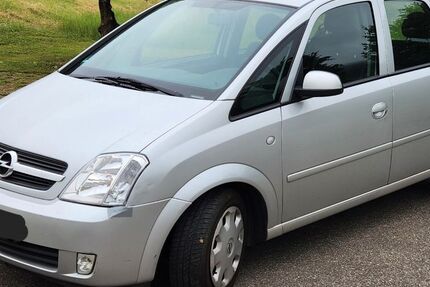 Opel Meriva 133.000 km 1.950 &euro; Karlsruhe 76135