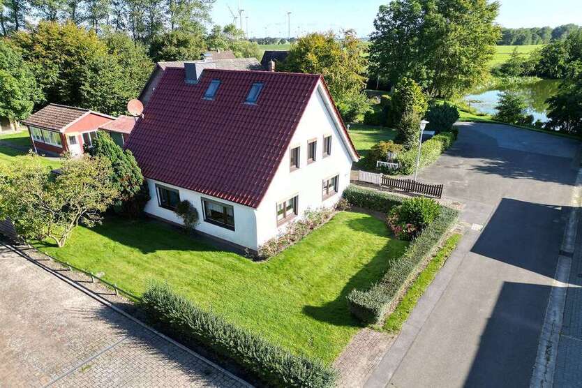 Haus zum Kaufen in Westerdeichstrich 279.000 € 98.05 m²