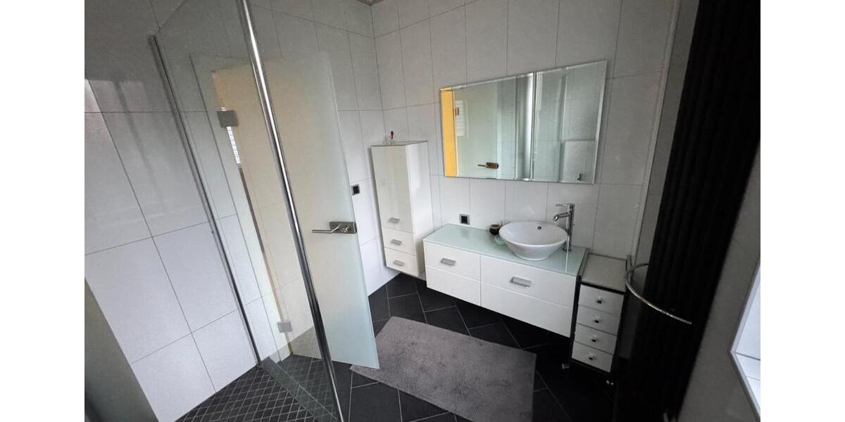 Doppelhaushälfte Hamm - 5 Zimmer, 140 m&sup2;, 1.400&euro; | Angebot:24951742