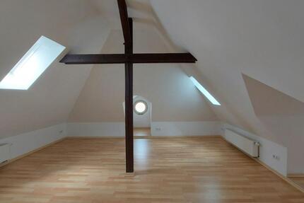 2,5-Zimmer-Maisonette-Dachgeschosswohnung im Herzen der Meißner Altstadt (2. OG DG) - MW5w2102 zimmer