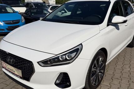 Hyundai i30 187.972 km 7.999 &euro; München 81825