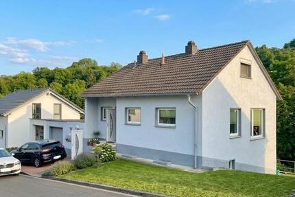 Haus Heringen (Werra) - 6 Zimmer, 120 m&sup2;, 199.000&euro; | Angebot:27608994