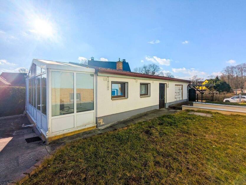 Einfamilienhaus + Nebenhaus | Werkstatt Lager Praxis Büro FeWo | Parkplätze | Solarthermie!