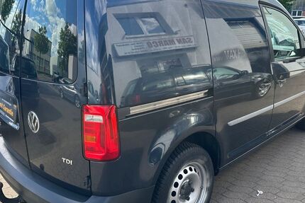 VW Caddy 172.000 km 9.990 &euro; Hamburg 20537