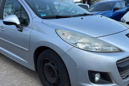 Peugeot 207 227.000 km 990 &euro; Mainaschaff 63814
