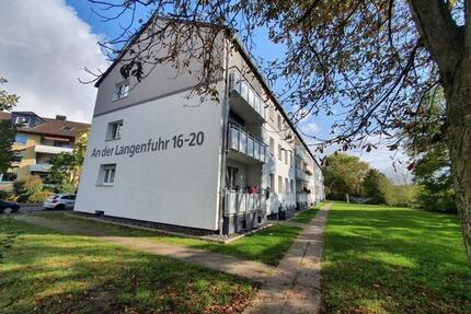 Frei zum 06.09.: 4-Zimmer-Wohnung mit weißem Tageslichtbad und Balkon