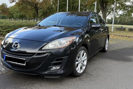 Mazda 3 223.800 km 2.490 &euro; Magdeburg 39110