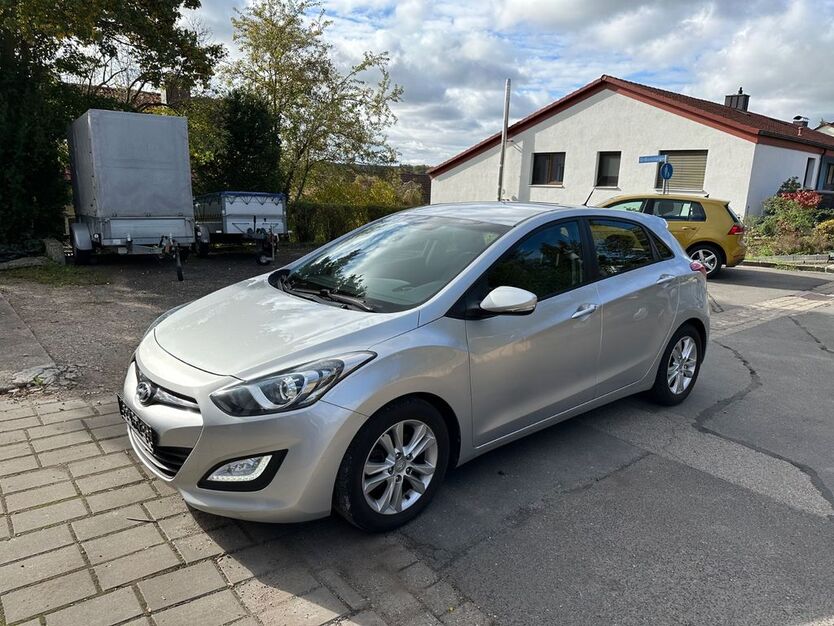 Hyundai i30 187.000 km 3.950 € Emskirchen 91448