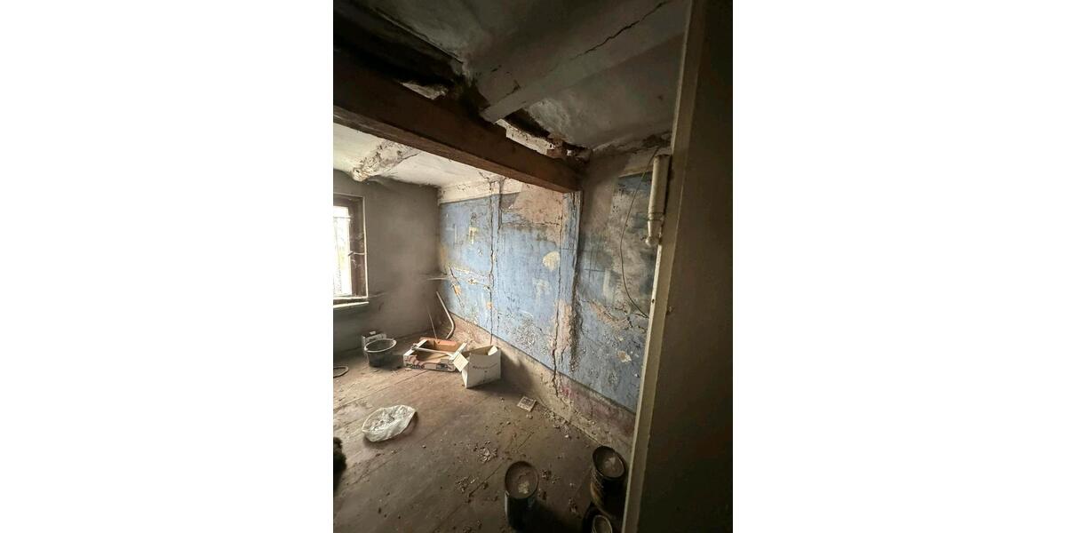 Einfamilienhaus Sondershausen - 8 Zimmer, 120 m&sup2;, 22.800&euro; | Angebot:23360012