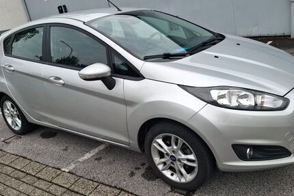 Ford Fiesta 54.350 km 7.180 € wuppertal 42277
