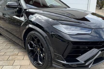 Lamborghini Urus 5.660 km 329.500 € Füssen 87629