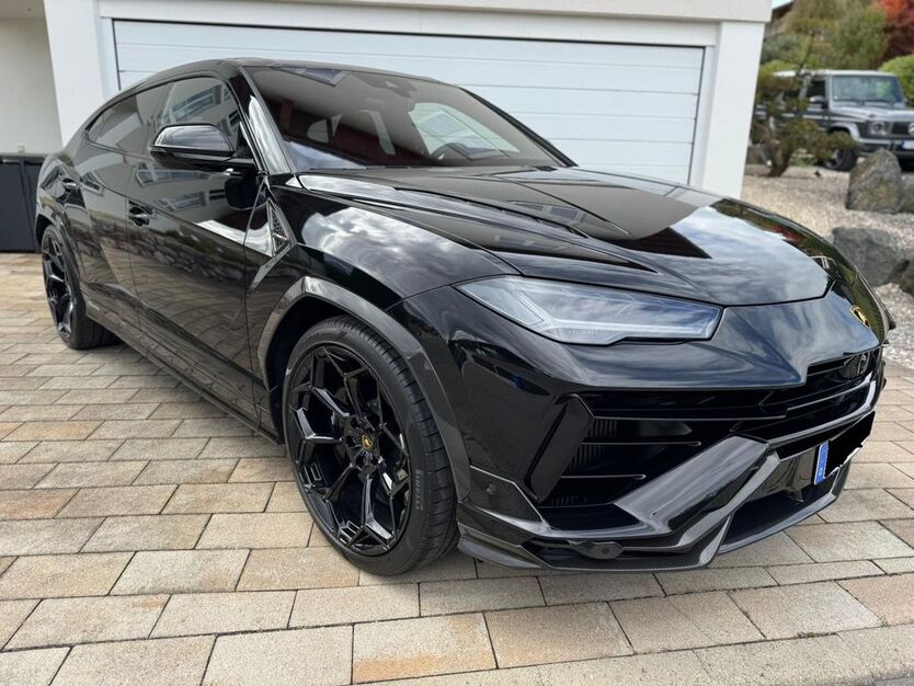 Lamborghini Urus 5.660 km 329.500 € Füssen 87629