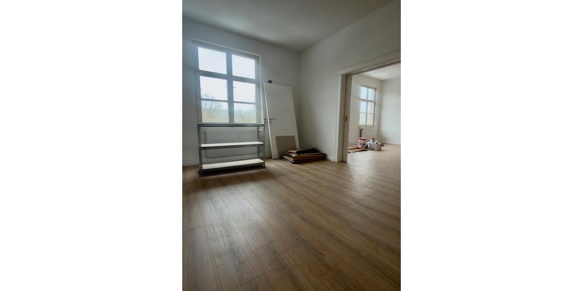 Etagenwohnung Bremen Blumenthal - 5 Zimmer, 140 m&sup2;, 1.350&euro; | Angebot:24827029