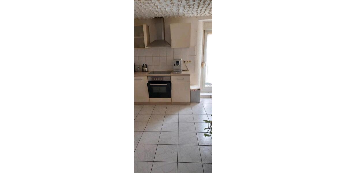 Etagenwohnung Ramstein-Miesenbach Miesenbach - 9 Zimmer, 180 m&sup2;, 280.000&euro; | Angebot:27095856