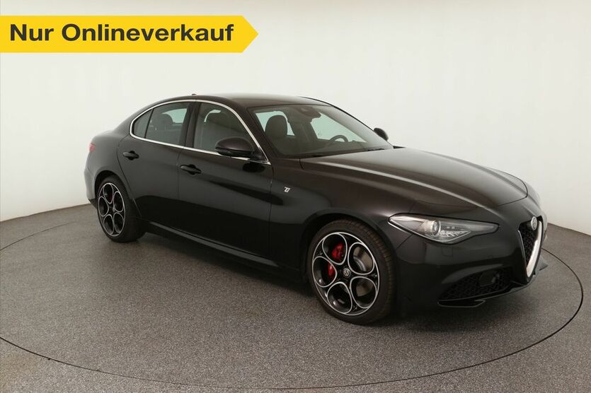 Alfa Romeo Giulia 36.650 km 28.460 € Düsseldorf 40599