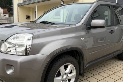Nissan X-Trail 174.500 km 6.900 &euro; Langenneufnach bei Augsburg 86863