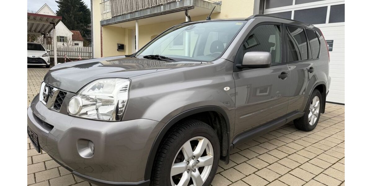 Nissan X-Trail 174.500 km 6.900 &euro; Langenneufnach bei Augsburg 86863