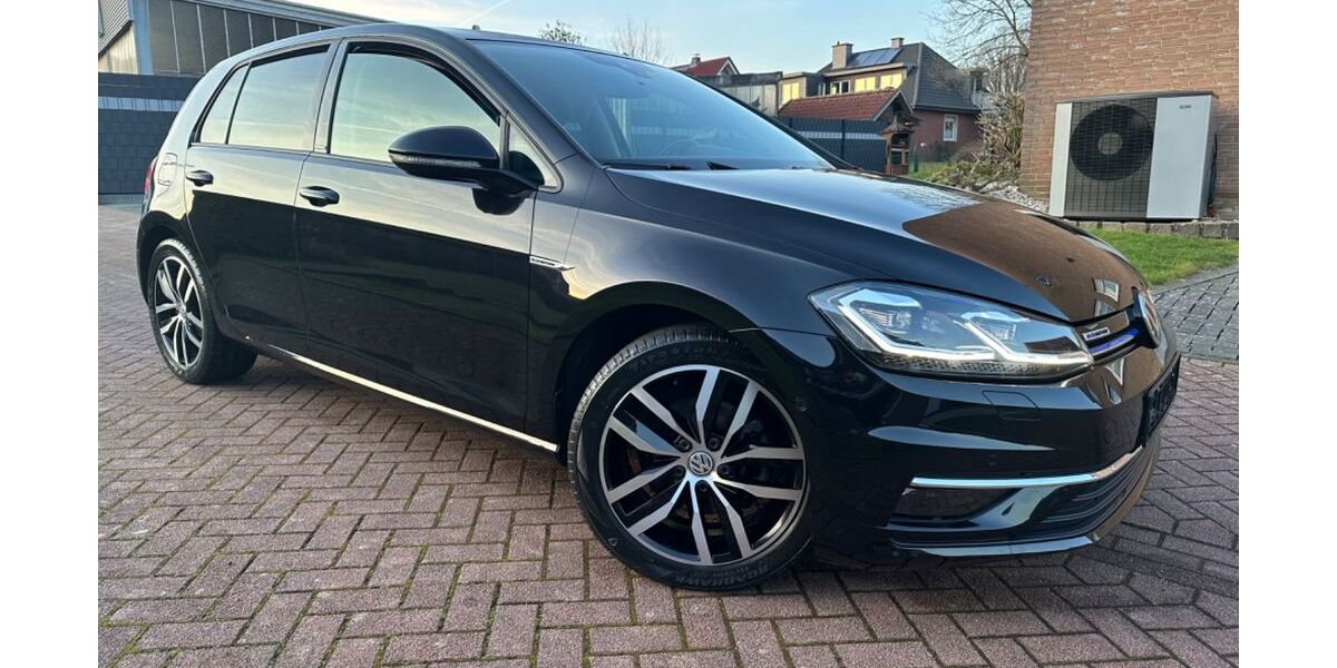 VW Golf 67.400 km 16.500 &euro; Reken 48734