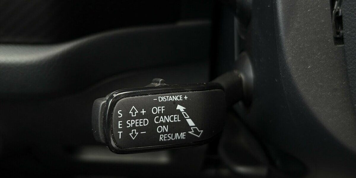 Skoda Kodiaq 1.5 TSI Sportline PANO/KAMERA/ACC/7.SITZ 109.668 km 28.900 &euro; Villingen-Schwenningen 78054