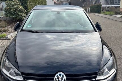 VW Golf 103.700 km 10.999 &euro; Gaggenau 76571