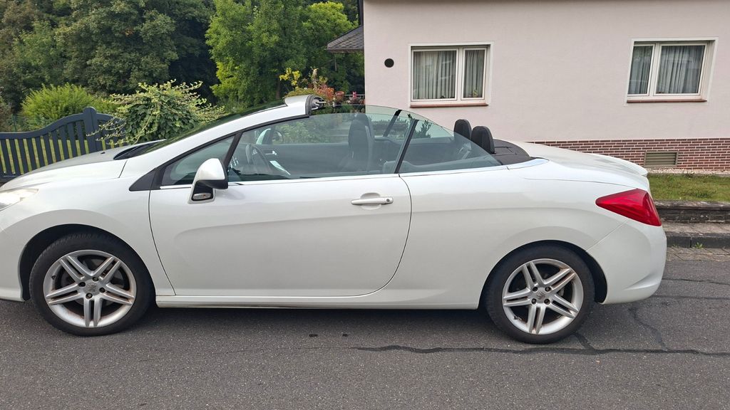 Peugeot 308 100.000 km 1.900 &euro; Wachtberg 53343