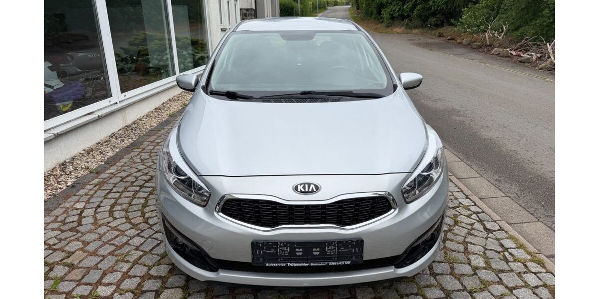 Kia ceed / Ceed 77.550 km 7.900 &euro; Hohenölsen 07570