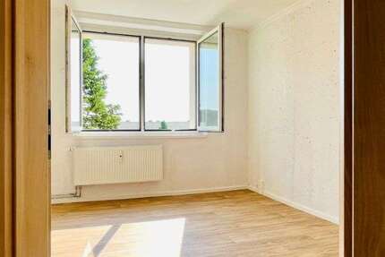 Wohnung Freital Zauckerode - 4 Zimmer, 75 m&sup2;, 522&euro; | Angebot:27346091