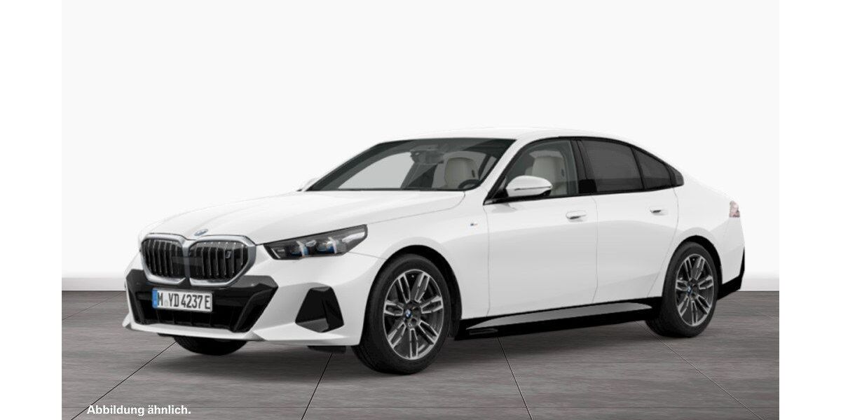 BMW i5 32.713 km 74.411 € Barsbüttel bei Hamburg 22885