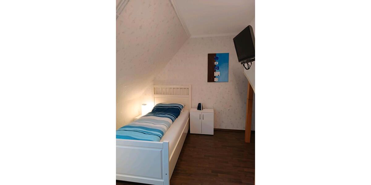 Etagenwohnung Neubörger - 5 Zimmer, 95 m&sup2;, 18&euro; | Angebot:18878227