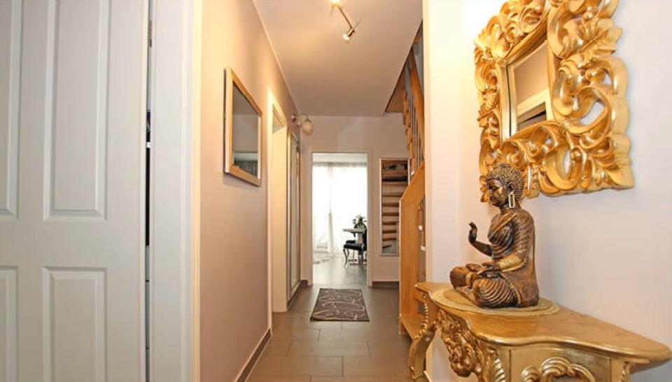 Reihenhaus Oststeinbek - 5 Zimmer, 141 m&sup2;, 2.500&euro; | Angebot:25904756