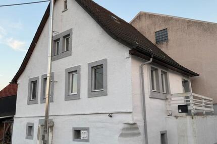 Haus Lauda-Königshofen Königshofen - 6 Zimmer, 140 m&sup2;, 1.500&euro; | Angebot:26227253