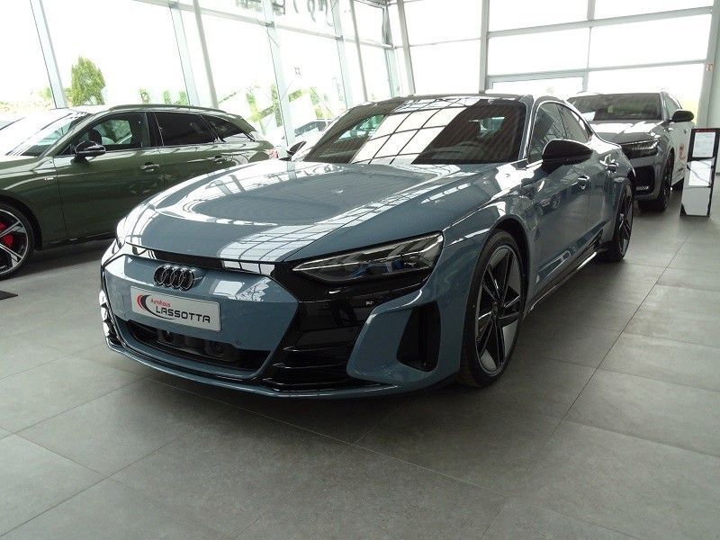 Audi e-tron GT 8.500 km 81.445 € Meißen 01662